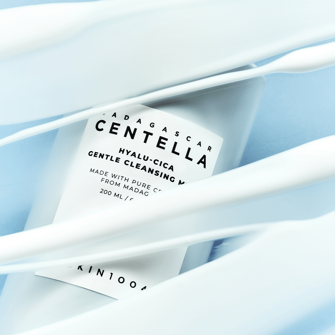 Hyalu-Cica Gentle Cleansing Milk